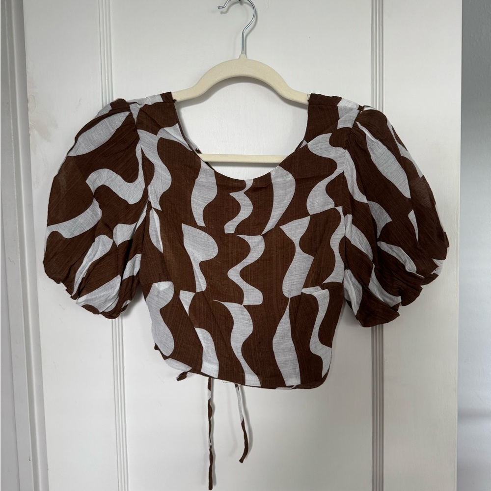 Brown and White Puff Sleeve Crop Blouse